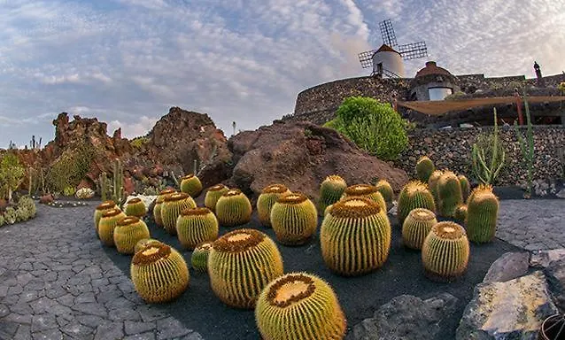 O Sole Mio En Playa Honda (Lanzarote)